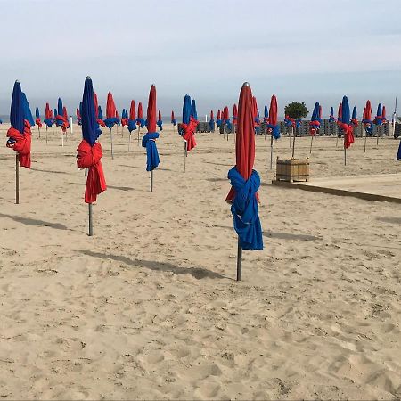 Appartement 3 Chambres Avec Roof Top A 5 Mn De La Plage Deauville Esterno foto